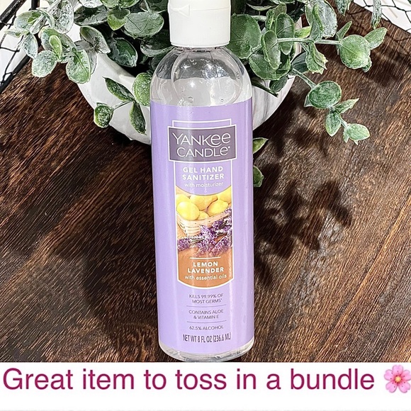 GIFT GIVEN WITH PURCHASE 🌟🌟YANKEE CANDLE Gel Hand Sanitizer w/ moisturize - Picture 2 of 10
